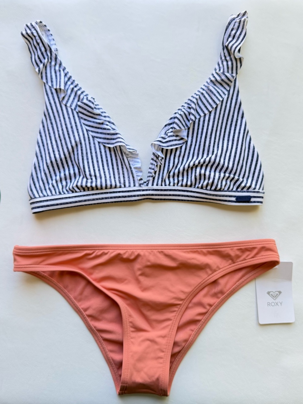 ⚓️Roxy Navy Striped Ruffle Bikini Top & Roxy Beach Classics Moderate Bottoms